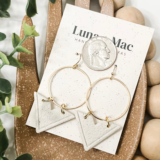 Victoria Earring - Sand Texture