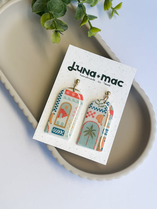 Arched Earring - Vintage Vacation