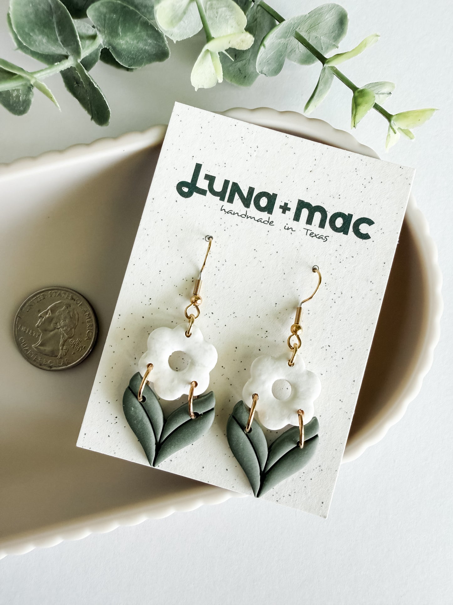 Blooming Dangle Earring - White