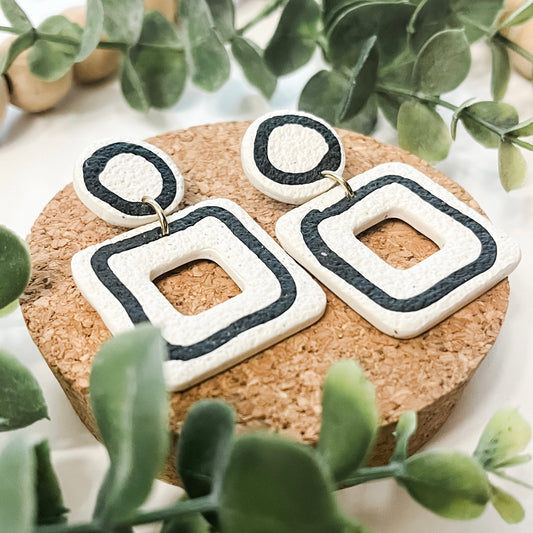 Sandstone Square Earrings - Doodle