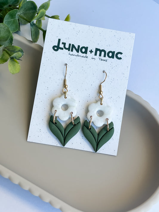 Blooming Dangle Earring - White