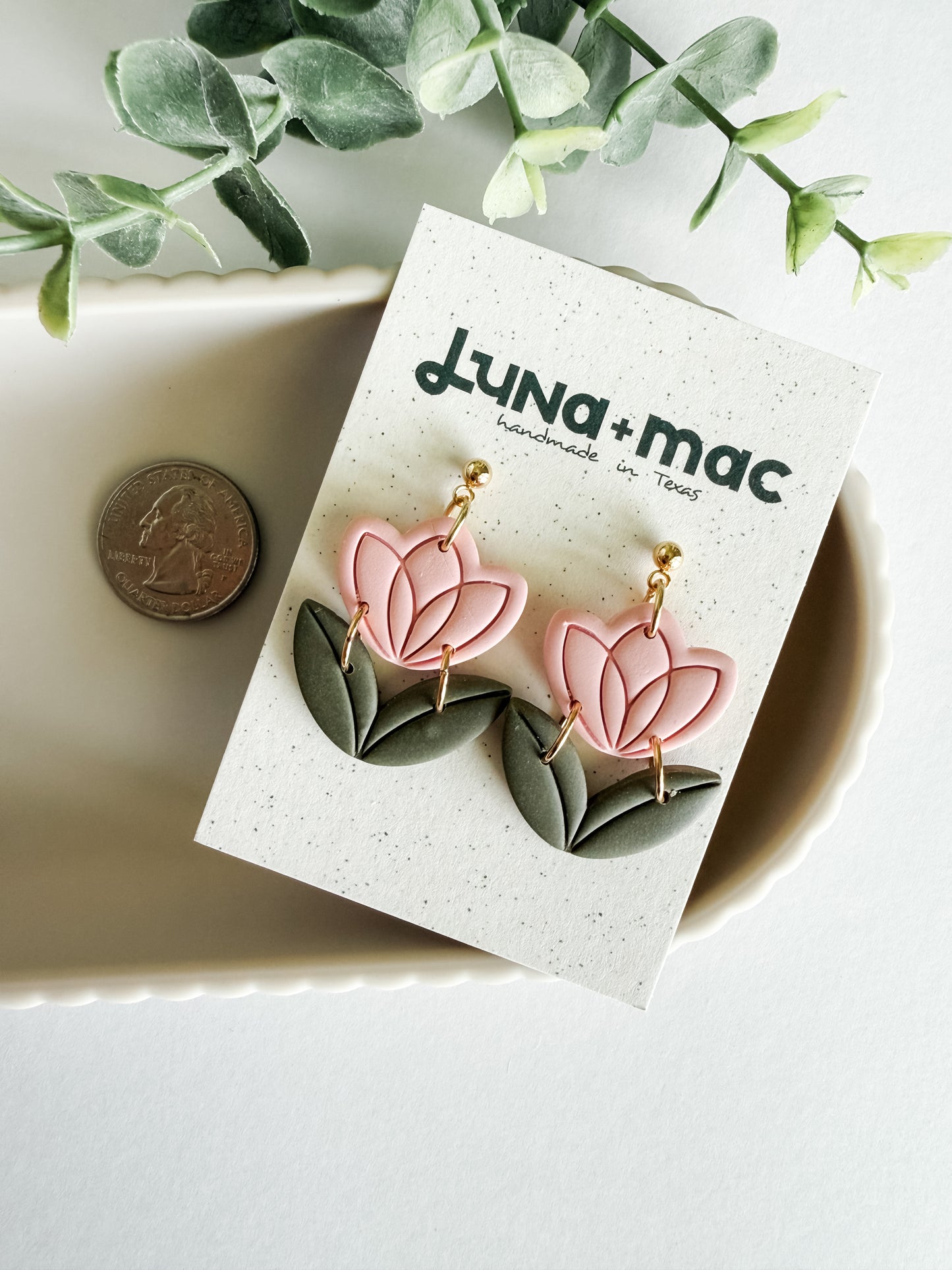 Petal Poise Earring - Rose Pink