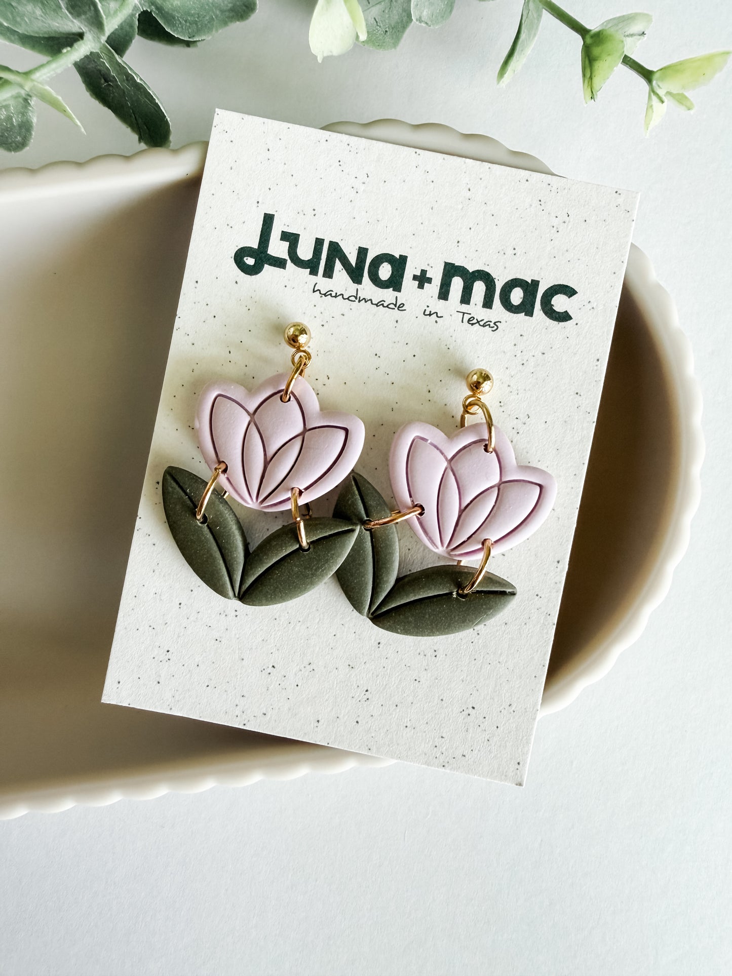 Petal Poise Earring - Lilac