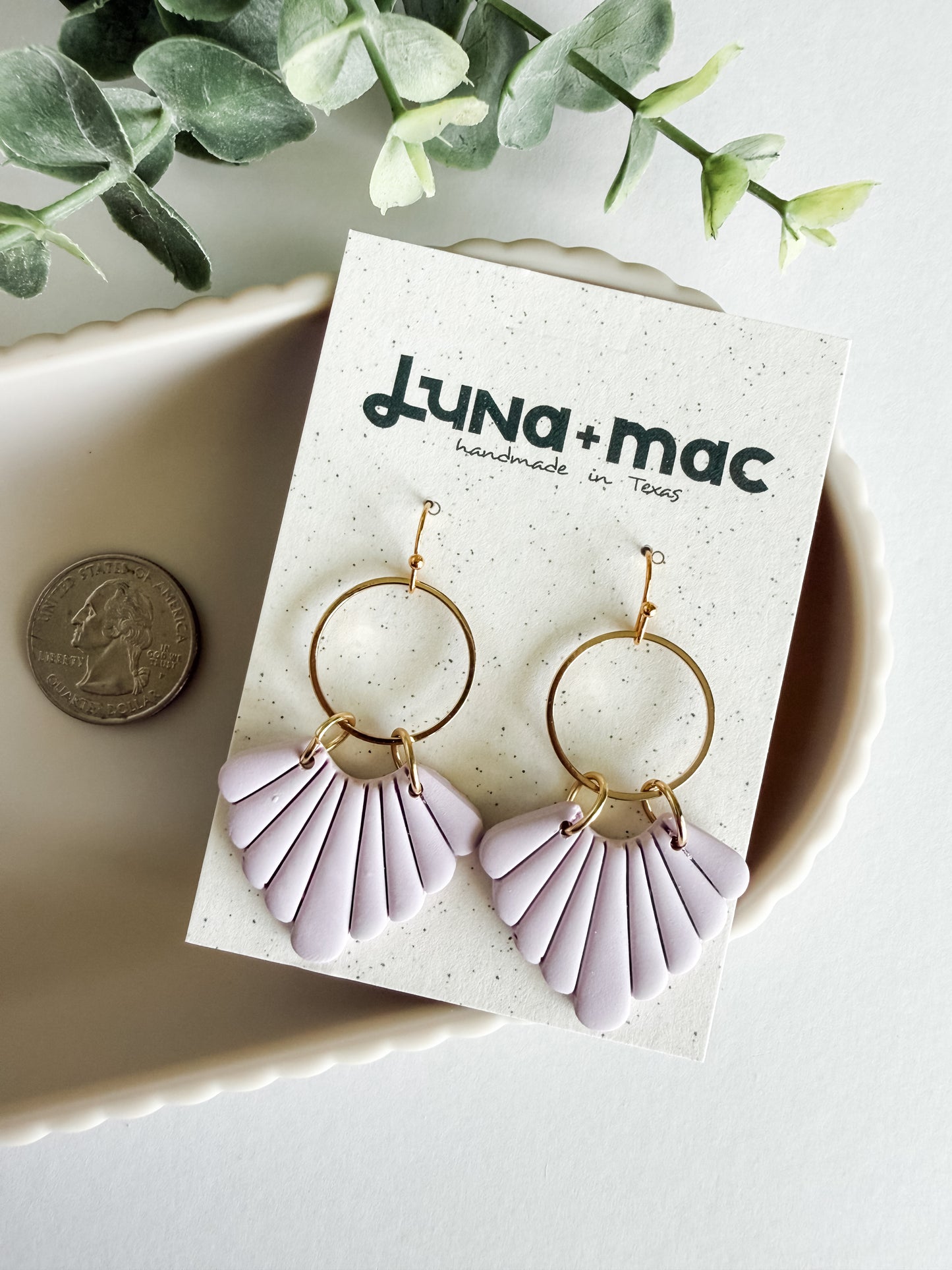 Modern Shell Earring - Lilac